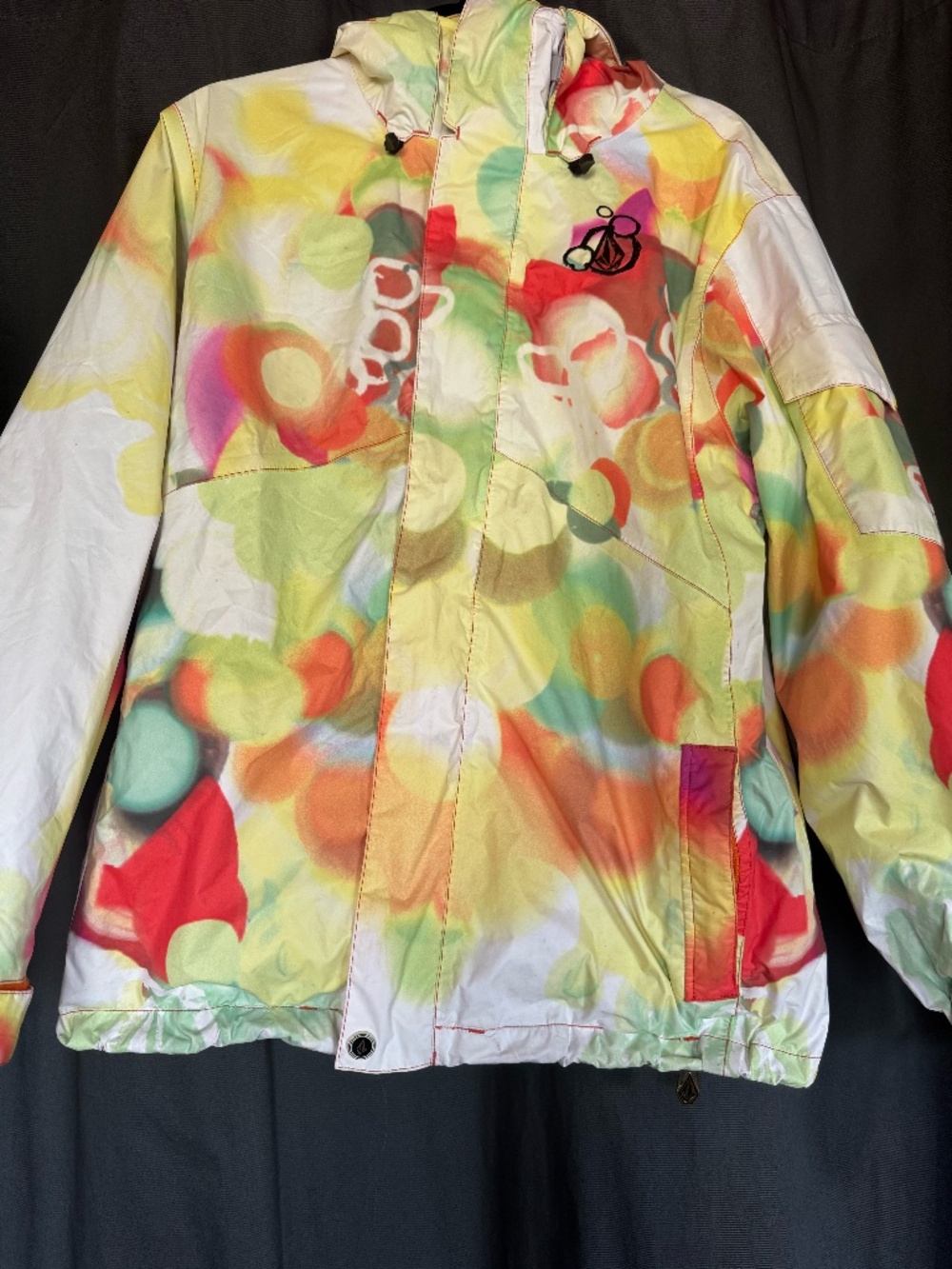 Volcom Nimbus Gore-Tex Snowboard Jacket womens size Small.